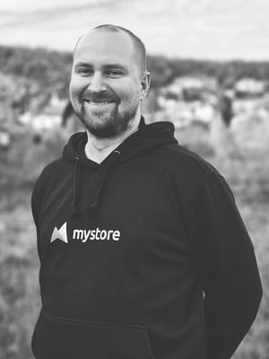 employee-photo-Erik (1)